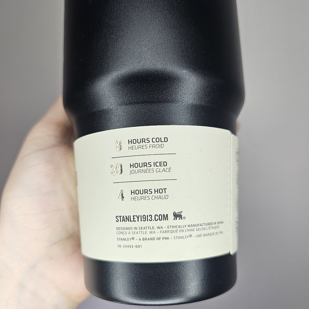 Stanley Black The Flowstate Quencher H2.0 Tumbler 20 oz with Straw Cover - Picture 6 of 9